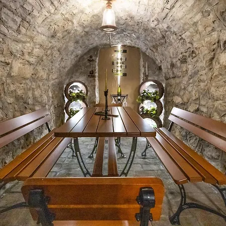 Vino * Kesztölc